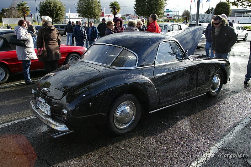 Simca 8 Sport 1951-02.JPG